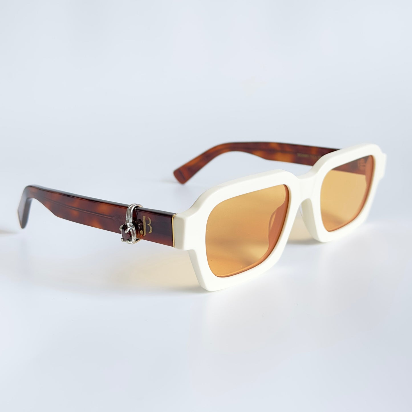 Cream Bellagio Rework